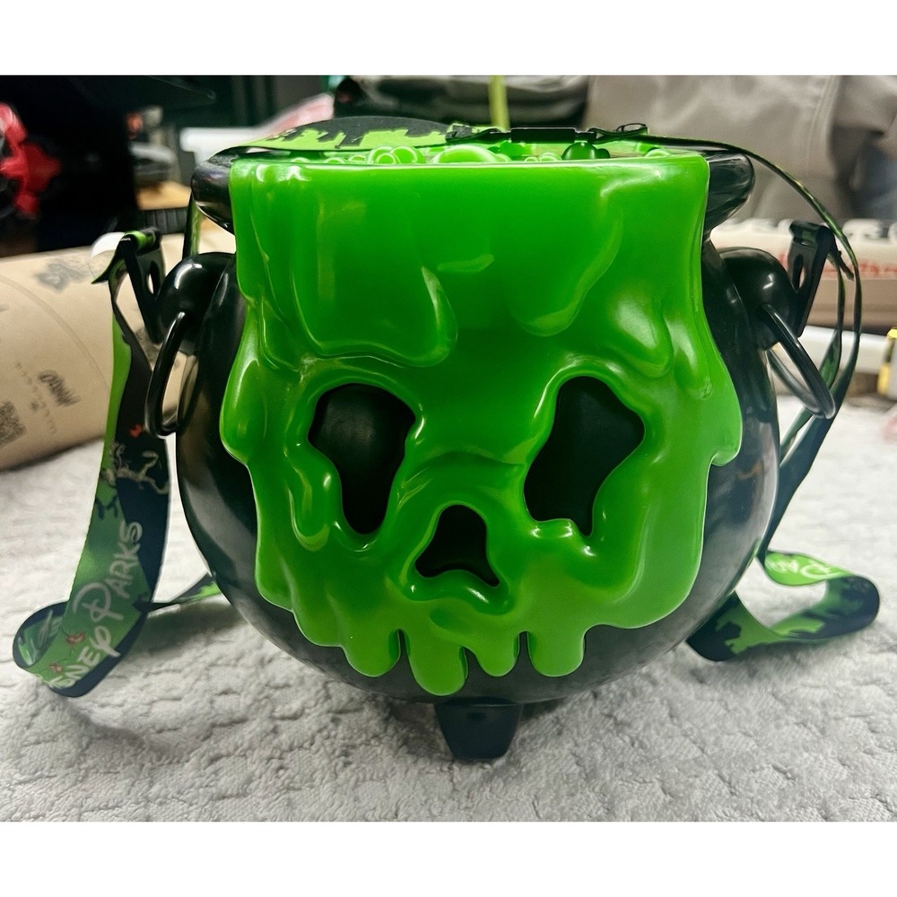 Disney Parks Popcorn Bucket‎ Cauldron Halloween Green Glowing